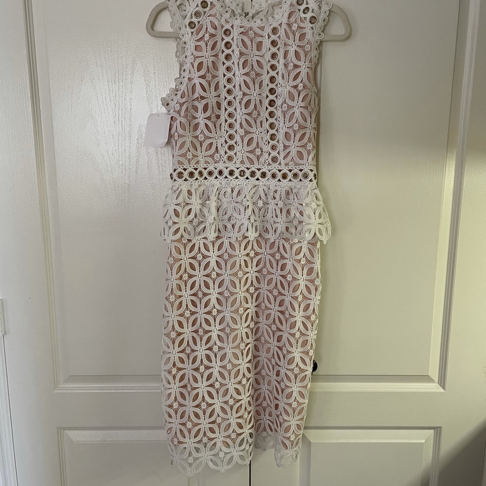 Lace midi dress
